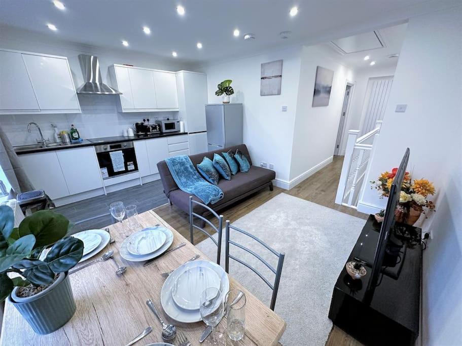 Stylish 2 Bed Flat In The Heart Of Lewisham Leilighet London Eksteriør bilde