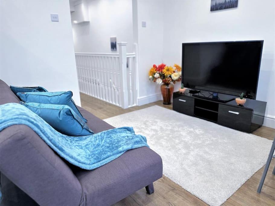 Stylish 2 Bed Flat In The Heart Of Lewisham Leilighet London Eksteriør bilde